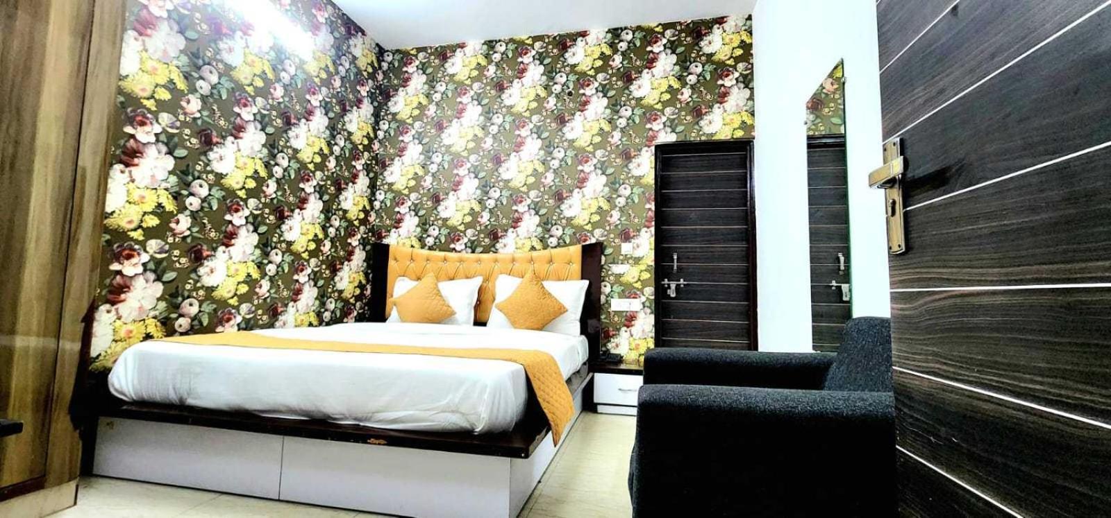 Hotel O Cloud Új-Delhi Kültér fotó