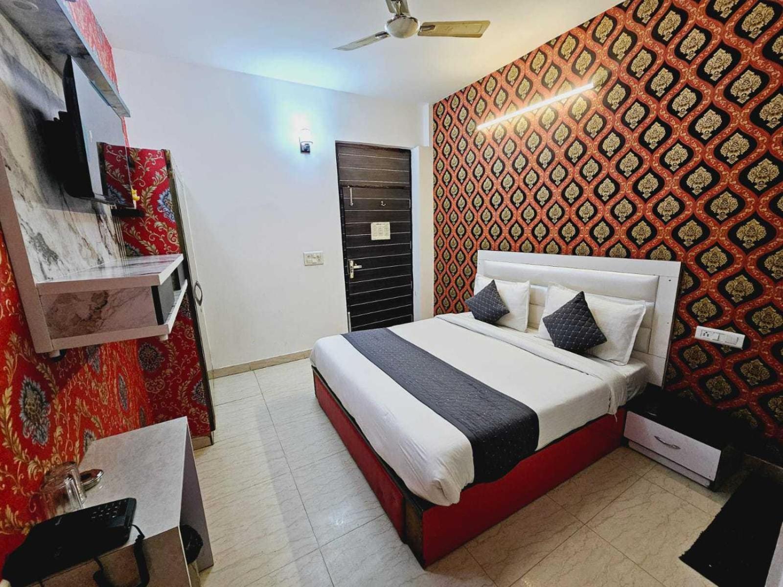 Hotel O Cloud Új-Delhi Kültér fotó