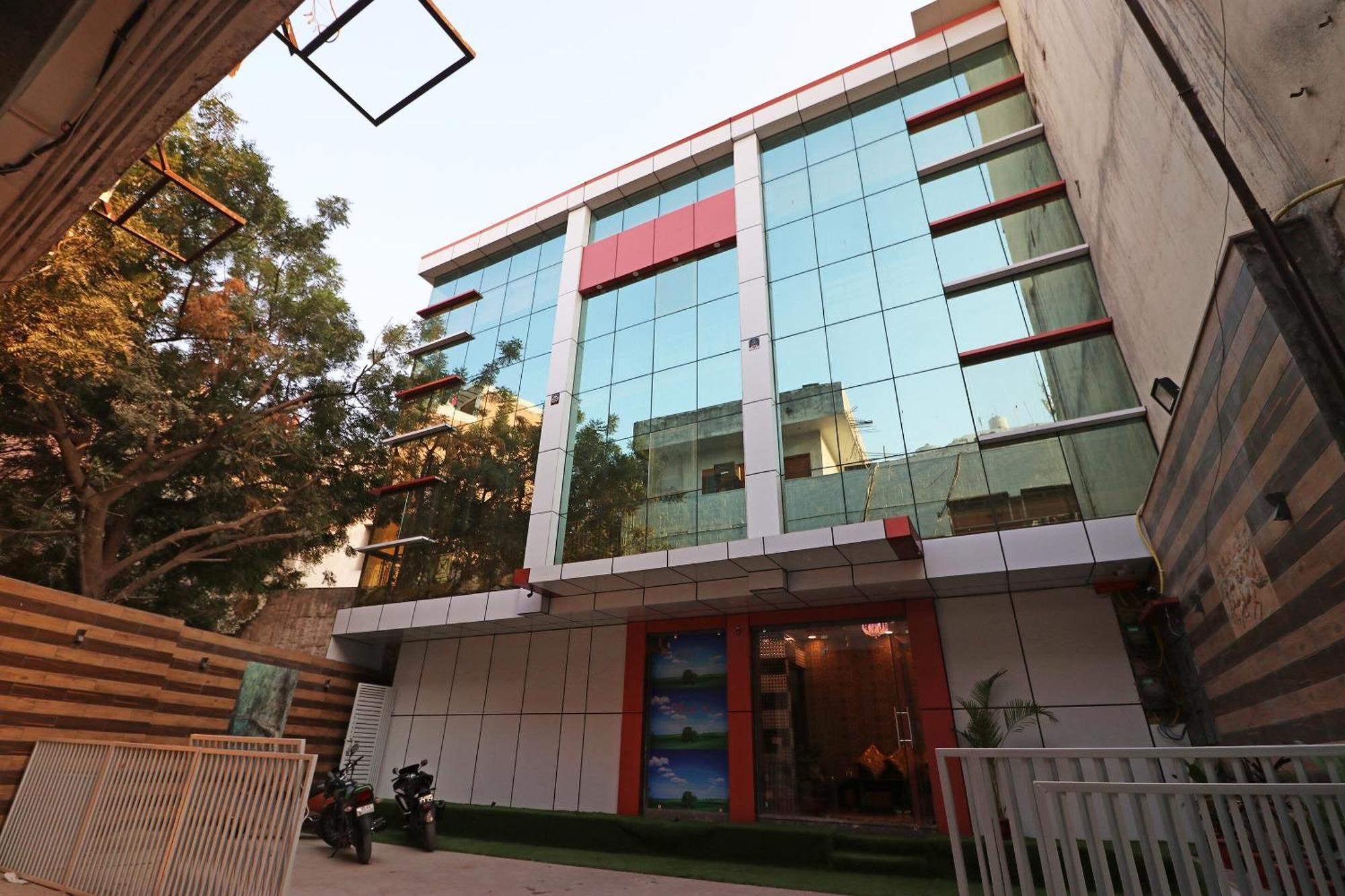 Hotel O Cloud Új-Delhi Kültér fotó